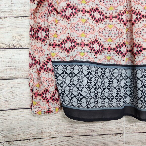 HD In Paris Anthropologie Top Tunic Size 4 Kavari Pink Chevron Blouse Rolled Tab - Picture 13 of 14